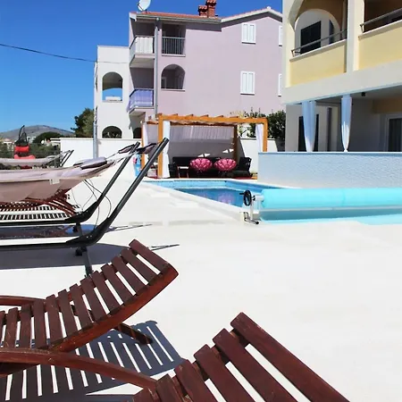 Helles Mit Balkon Und Meerblick Apartment Trogir