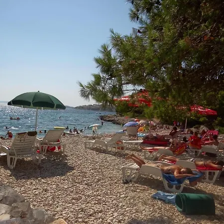 Apartment Helles Mit Balkon Und Meerblick Trogir