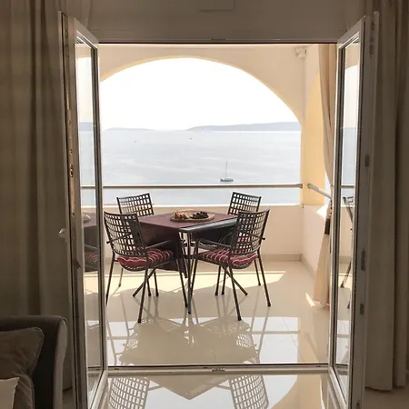 Helles Mit Balkon Und Meerblick Apartment *