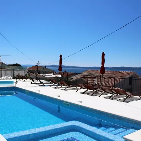 Apartment Helles Mit Balkon Und Meerblick *